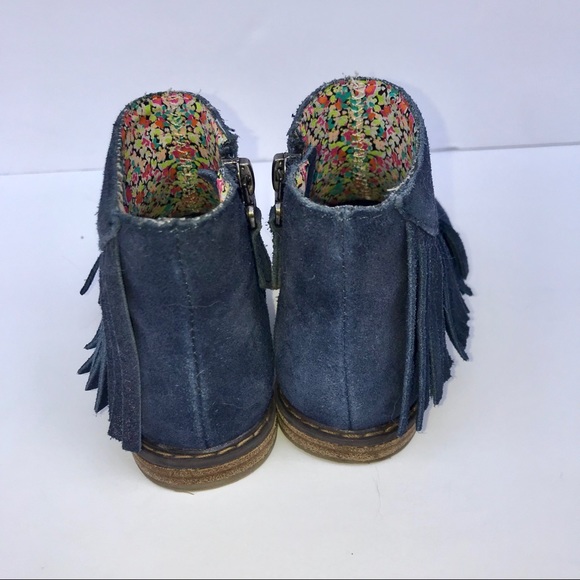 ☀️☀️☀️ 4/$20 Tucker + Tate suede fringe booties! - Picture 3 of 8